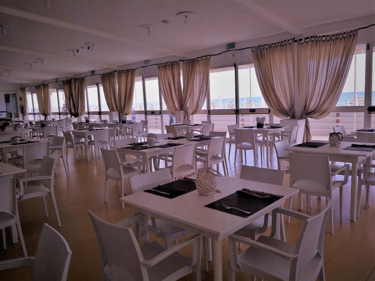 Blue Marine Apartment 波扎洛 外观 照片